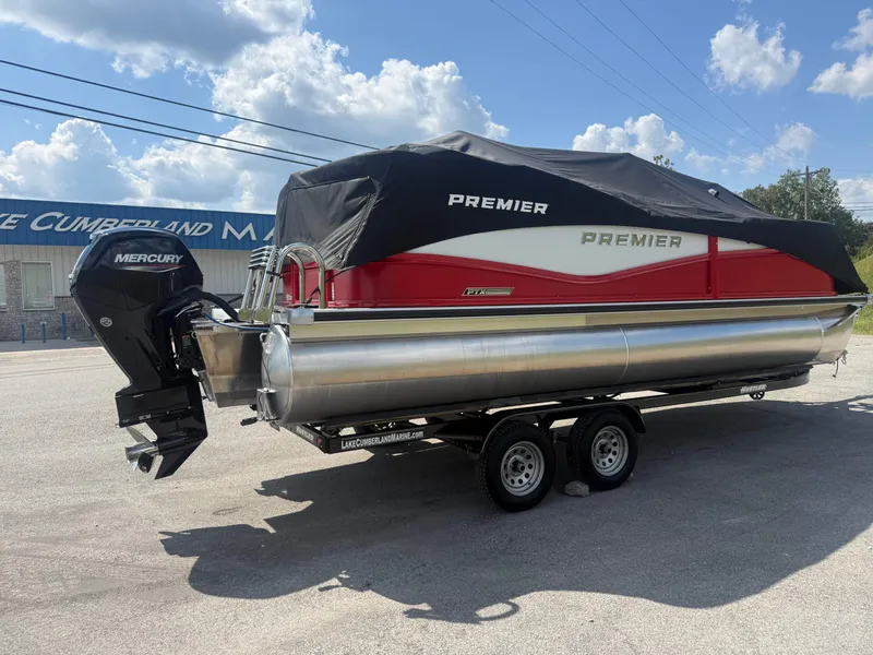 Slide: The Image of Premier 220 Sunscape RF 2026 - 60