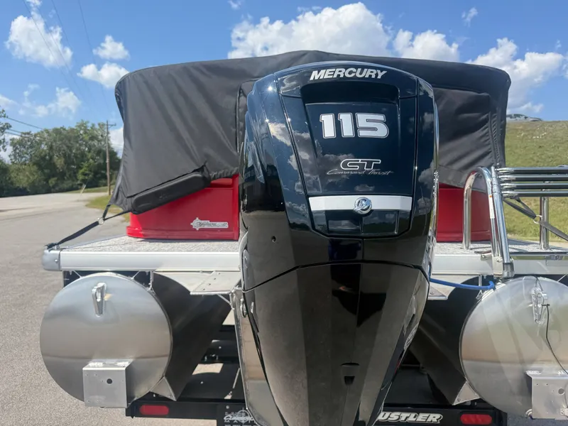 Slide: The Image of Premier 220 Sunscape RF 2026 - 66