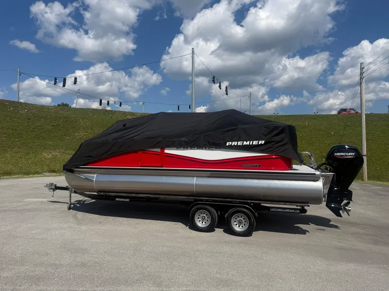 Slide: The Image of Premier 220 Sunscape RF 2026 - 68