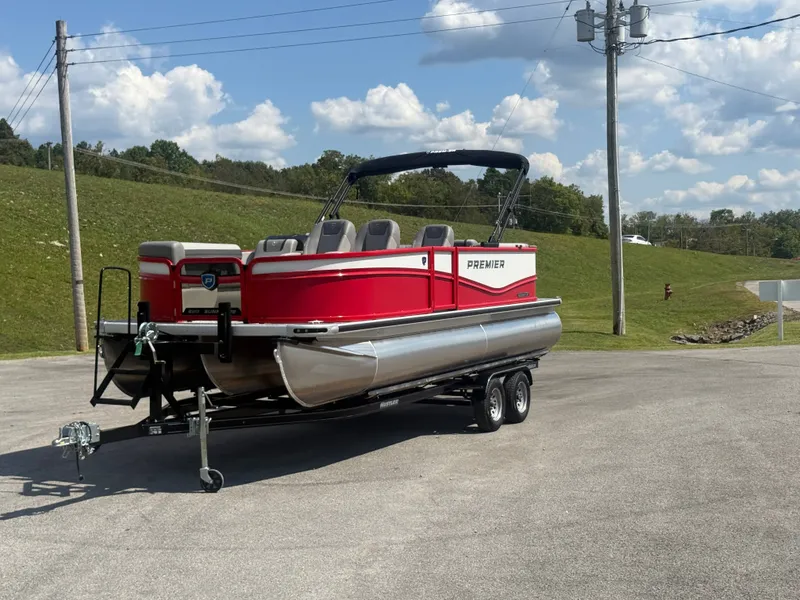 Slide: The Image of Premier 220 Sunscape RF 2026 - 78