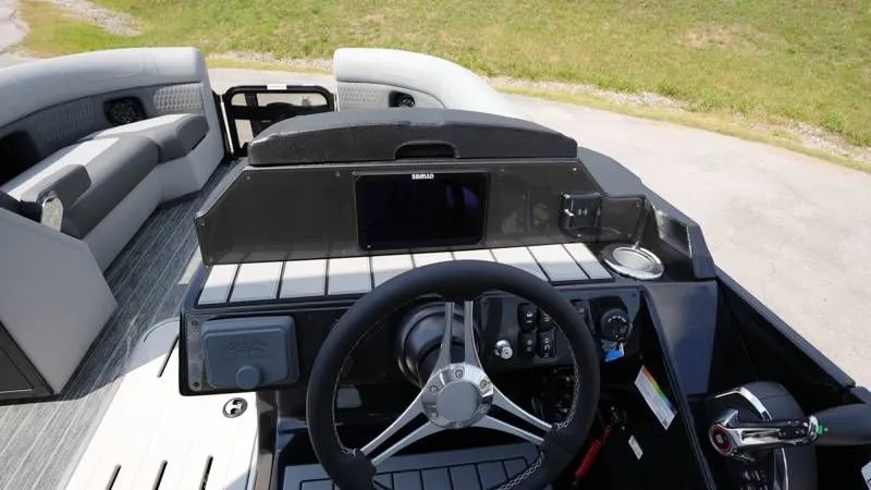 Slide: The Image of Premier 230 Solaris RF-CL 2026 - 27