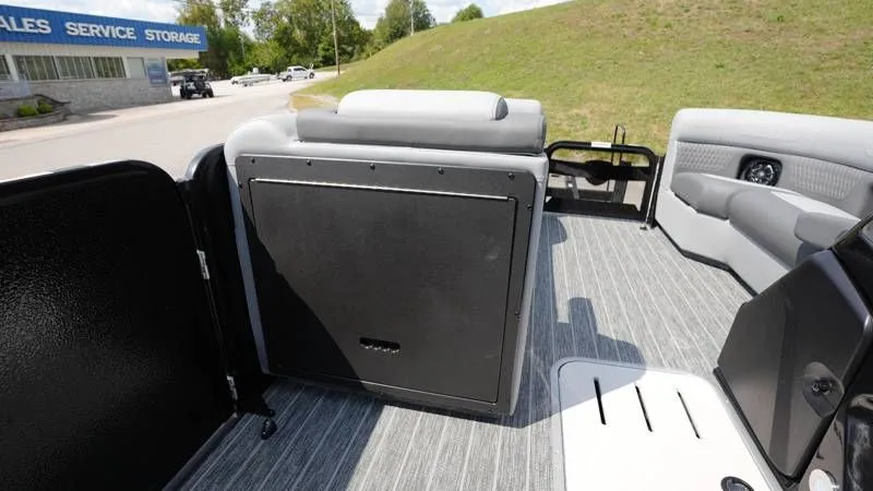 Slide: The Image of Premier 230 Solaris RF-CL 2026 - 28