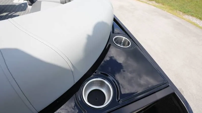 Slide: The Image of Premier 230 Solaris RF-CL 2026 - 32