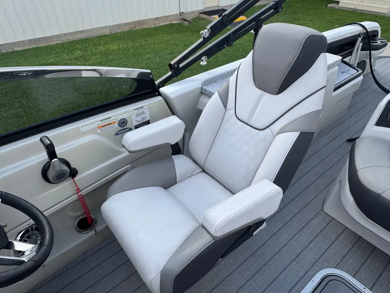 Slide: The Image of Tahoe CAS VRBW25T 2023 - 14