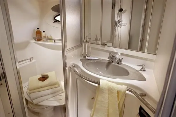 Slide: The Image of Maxum 4100 SCB 2001 - 18