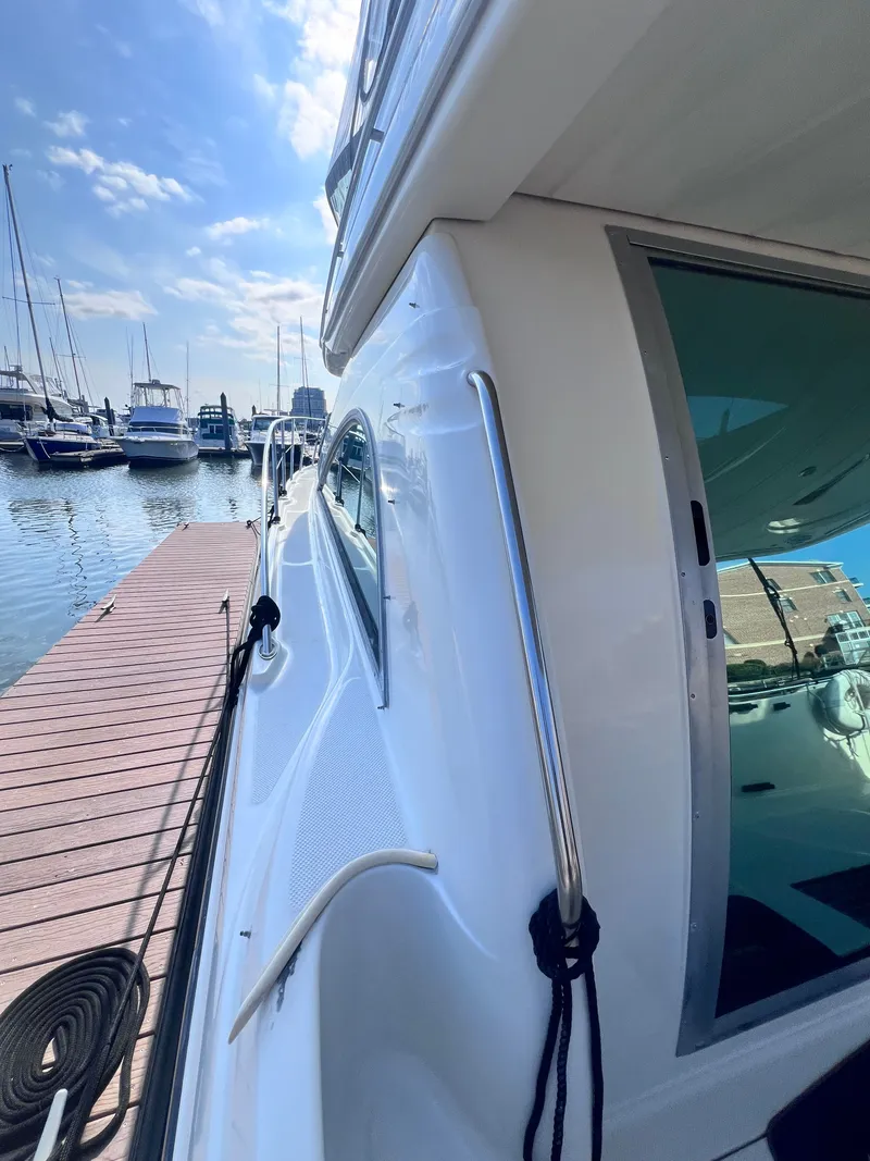 Slide: The Image of Maxum 4100 SCB 2001 - 27