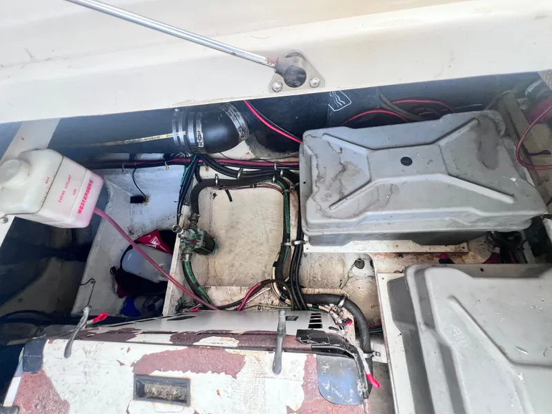 Slide: The Image of Maxum 4100 SCB 2001 - 34