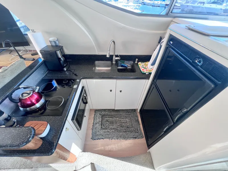 Slide: The Image of Maxum 4100 SCB 2001 - 52