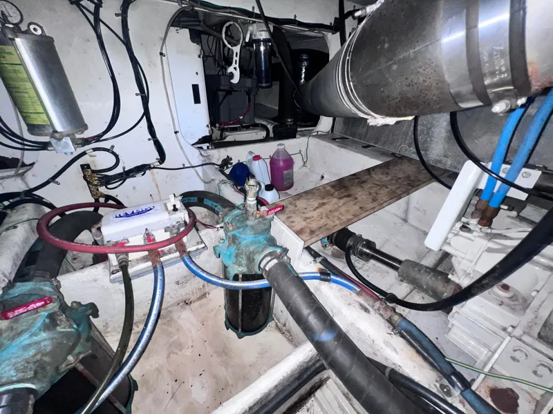 Slide: The Image of Maxum 4100 SCB 2001 - 57