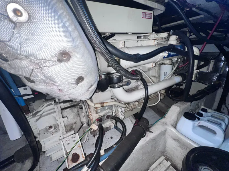 Slide: The Image of Maxum 4100 SCB 2001 - 63