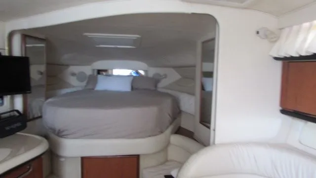 Slide: The Image of Sea Ray 340 Sundancer 2001 - 22