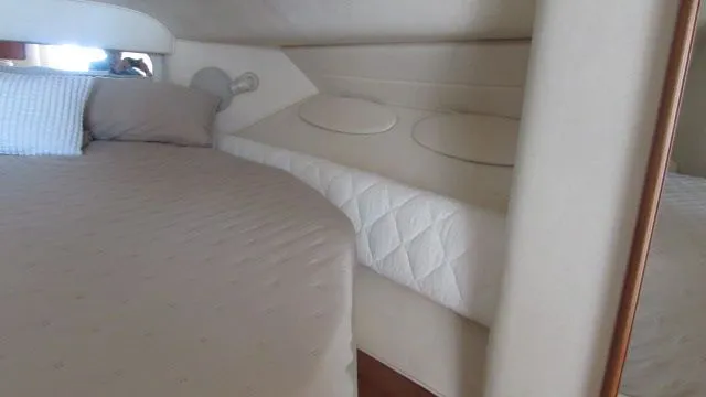 Slide: The Image of Sea Ray 340 Sundancer 2001 - 24