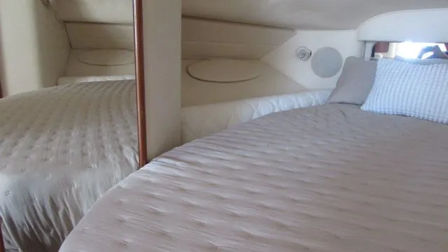 Slide: The Image of Sea Ray 340 Sundancer 2001 - 25