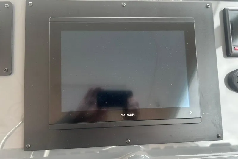 Slide: The Image of Garmin display on 2005 Tiara Yachts 3600 Sovran dashboard. - 77