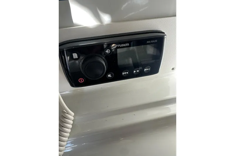 Slide: The Image of Fusion MS-RA55 stereo system on 2004 Glacier Bay 2680 Coastal Runner boat. - 16