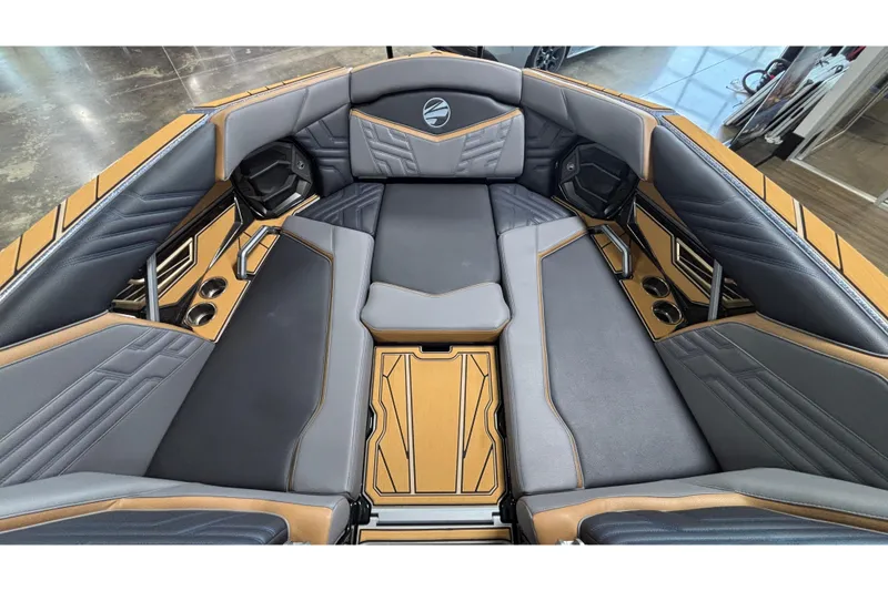 Slide: The Image of 2026 Tigé Ultré 25ZX boat interior with luxurious seating and modern design. - 13