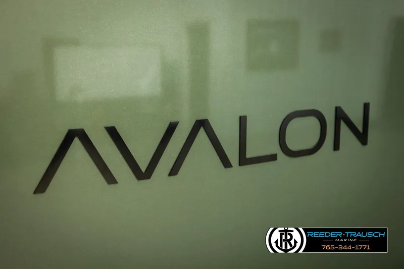 Slide: The Image of 2026 Avalon LSZ QLS logo on a green background, Reeder-Trausch Marine branding. - 46