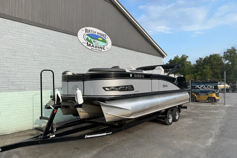 The Image of 2020 Avalon 2385 Catalina Quad Lounger pontoon boat on trailer at Water Workz Marine. - 0