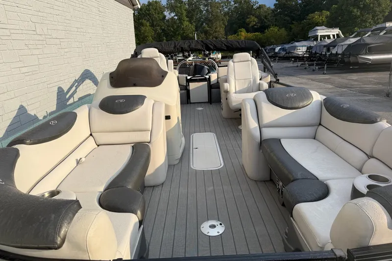 Slide: The Image of 2020 Avalon 2385 Catalina Quad Lounger pontoon boat with spacious seating and modern design. - 6