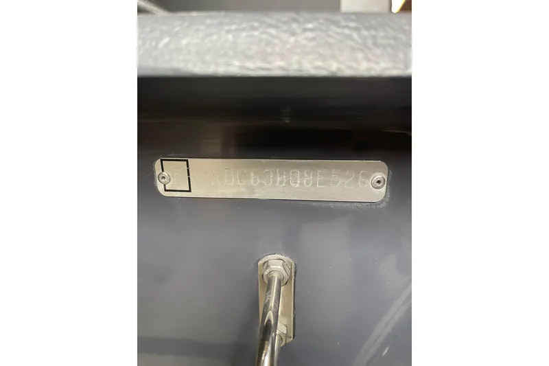 Slide: The Image of Hull identification number on Zodiac Open 4.2, 2026 model. - 15