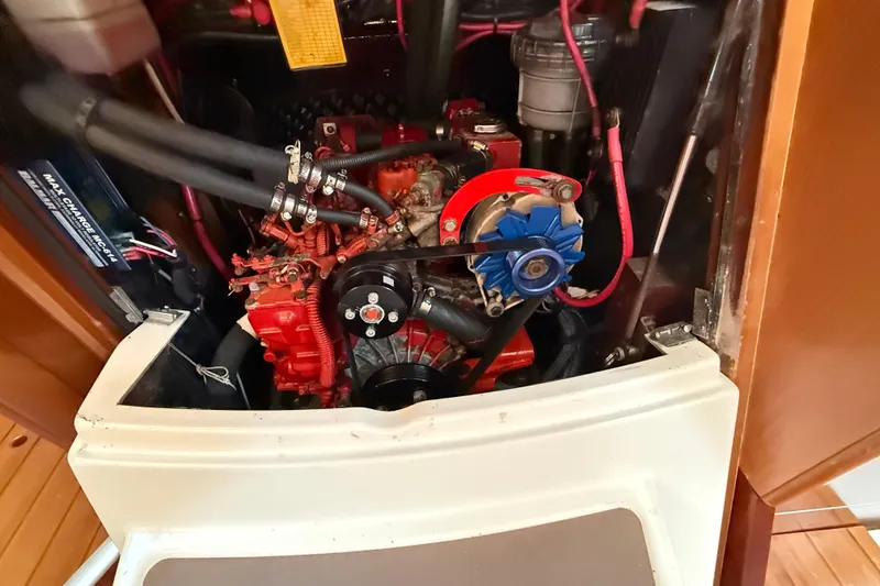 Slide: The Image of Beneteau 361 2001 - 12