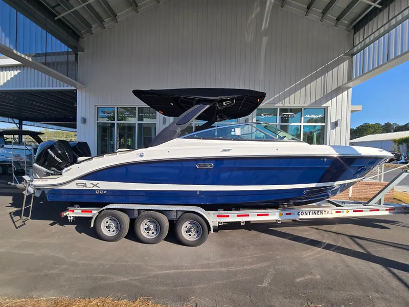 Slide: The Image of Sea Ray SLX 280 Outboard 2026 - 20