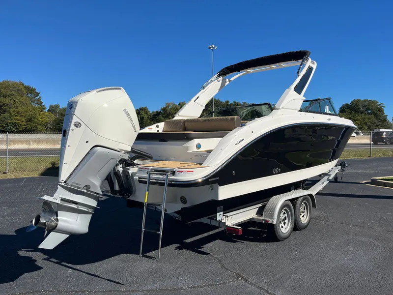 Slide: The Image of Sea Ray SDX 250 Outboard 2026 - 4