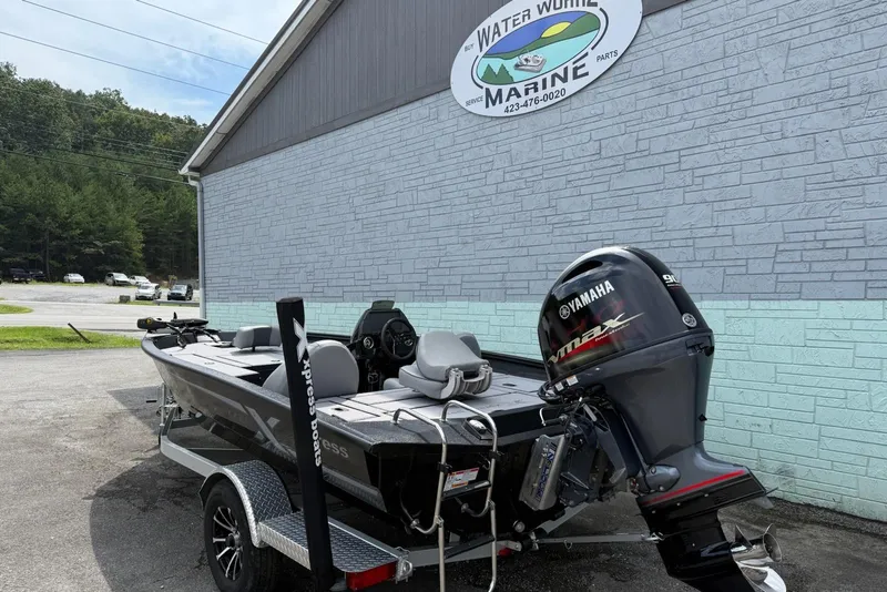 Slide: The Image of 2023 Xpress H17 boat with Yamaha engine at Water Works Marine dealership. - 6