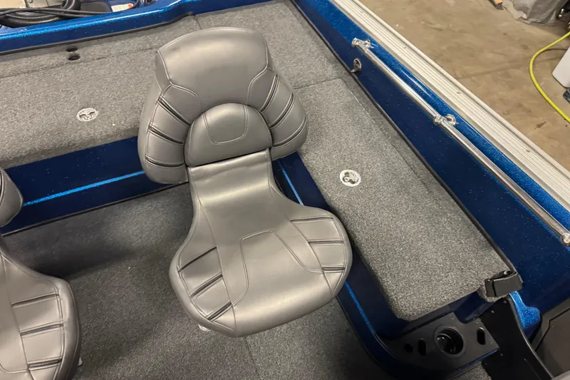 Slide: The Image of Gray seat in a 2020 Nitro ZV20 Pro boat, featuring blue and gray interior. - 7