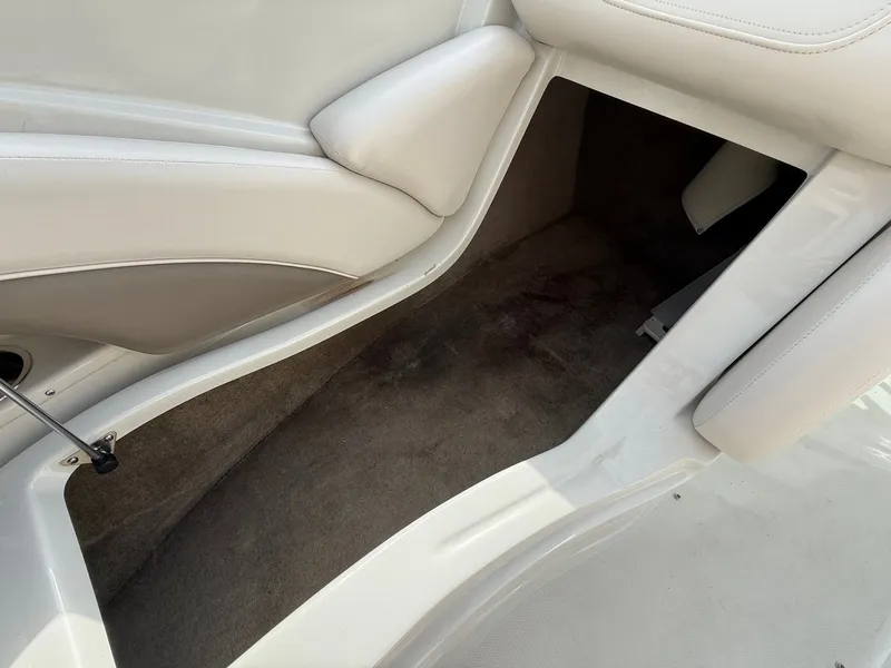 Slide: The Image of Crownline Boats 245 SS 2012 - 13