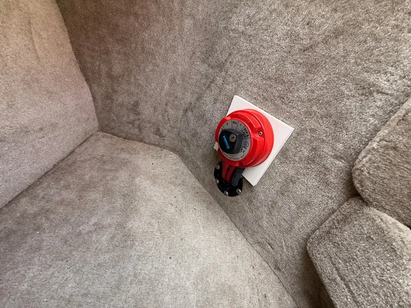 Slide: The Image of Crownline Boats 245 SS 2012 - 21