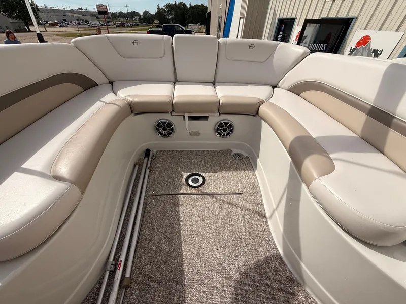 Slide: The Image of Crownline Boats 245 SS 2012 - 26