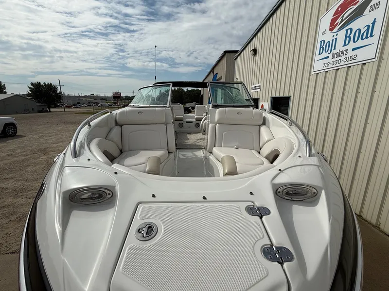 Slide: The Image of Crownline Boats 245 SS 2012 - 3