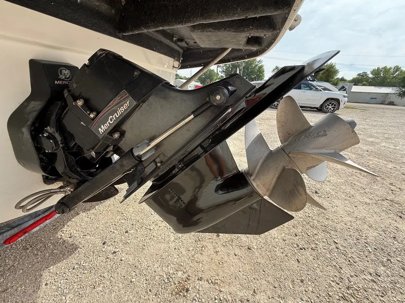 Slide: The Image of Crownline Boats 245 SS 2012 - 7