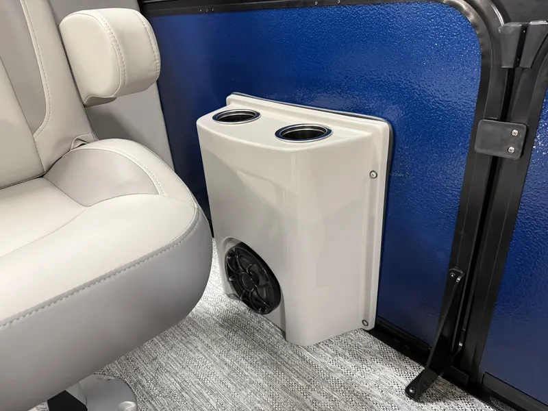 Slide: The Image of Premier 210 Sunsation 2026 - 34