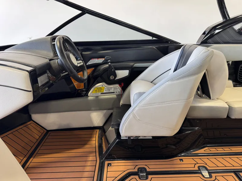 Slide: The Image of Nautique Super Air Nautique G23 2014 - 23