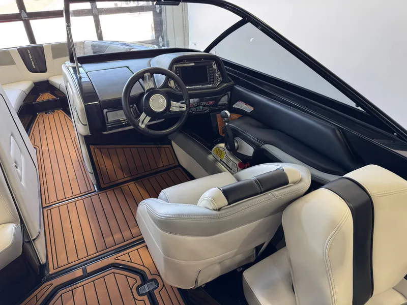 Slide: The Image of Nautique Super Air Nautique G23 2014 - 24