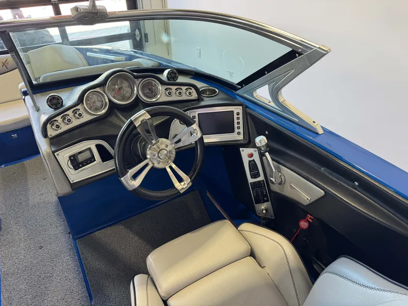 Slide: The Image of MasterCraft X23 2016 - 26