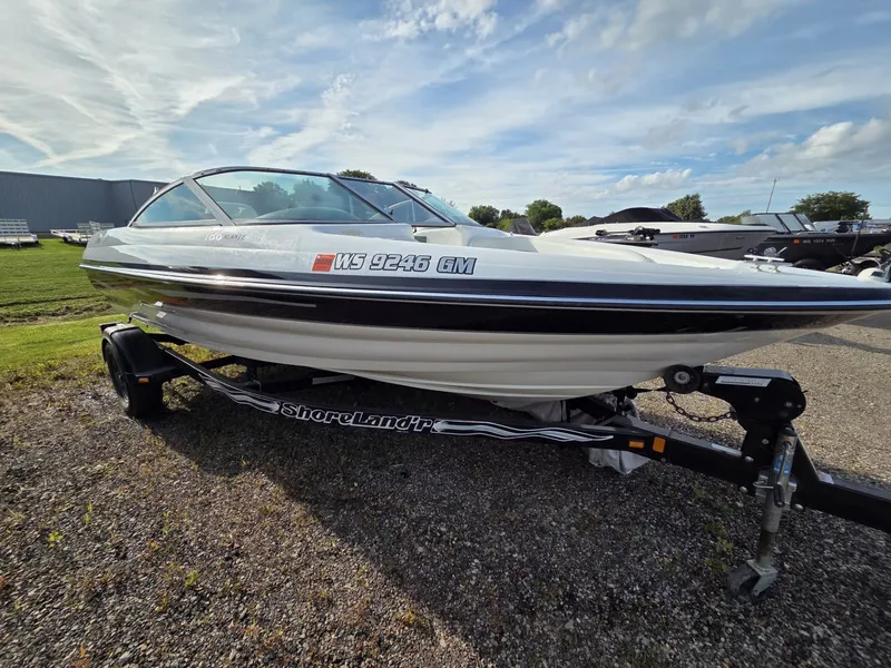 The Image of Smoker Craft V186 Alante 2001 - 1