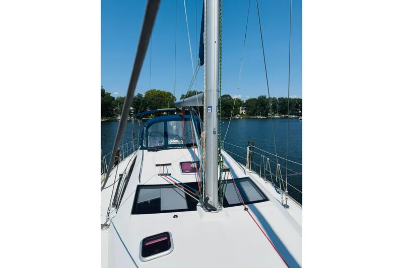 Slide: The Image of 2008 Jeanneau Sun Odyssey 45 DS sailboat deck view on a sunny day. - 28