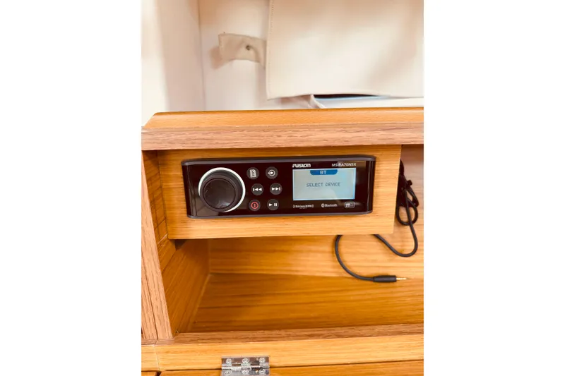 Slide: The Image of Fusion MS-RA70NSX stereo system on 2008 Jeanneau Sun Odyssey 45 DS yacht. - 47