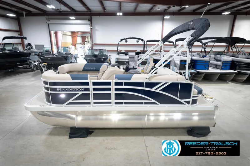 The Image of 2026 Bennington 168 SLJ pontoon boat in showroom, side view. - 0