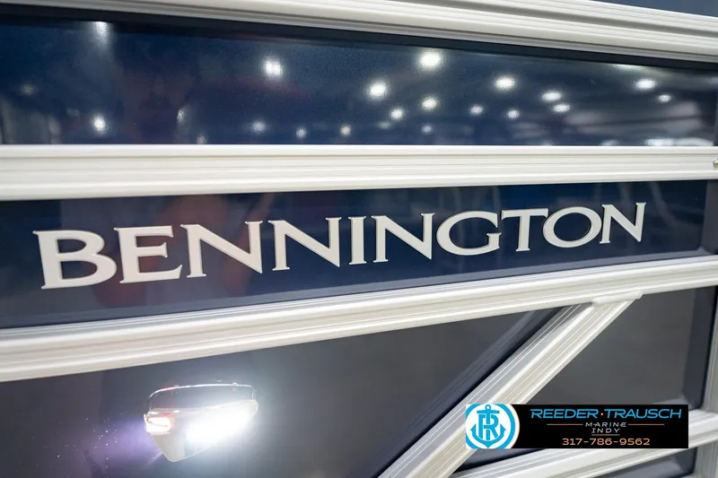 Slide: The Image of 2026 Bennington 168 SLJ boat with sleek design and branding. - 60