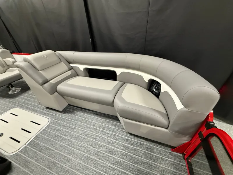 Slide: The Image of Premier 230 Sunsation 2026 - 14