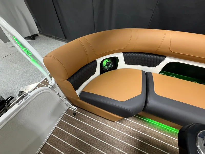 Slide: The Image of Premier 230 Solaris 2026 - 22