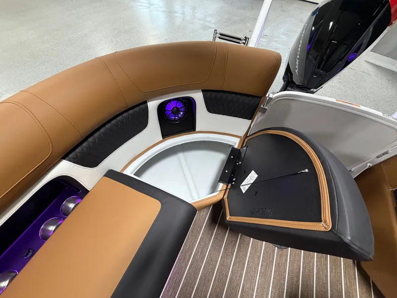 Slide: The Image of Premier 230 Solaris 2026 - 36