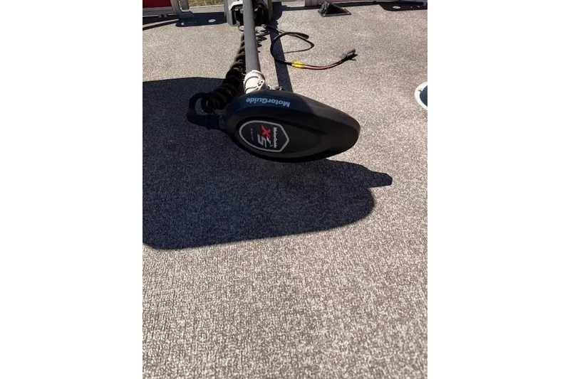 Slide: The Image of 2017 Sun Tracker Bass Buggy 18 DLX with Minn Kota trolling motor on deck. - 11