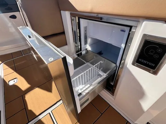 Slide: The Image of Aviara AV28 S-FWD Drive 2025 - 25