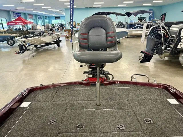 Slide: The Image of Ranger 519DVS 1999 - 11