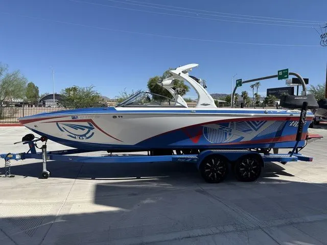 Slide: The Image of Tigé Z3 2015 - 5